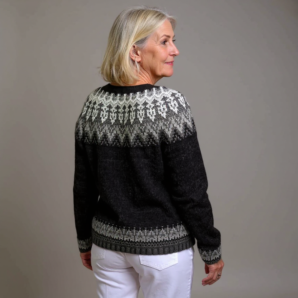 Eila | Cardigan classico bianco e nero