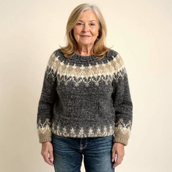 Ronja | Maglione nero in maglia