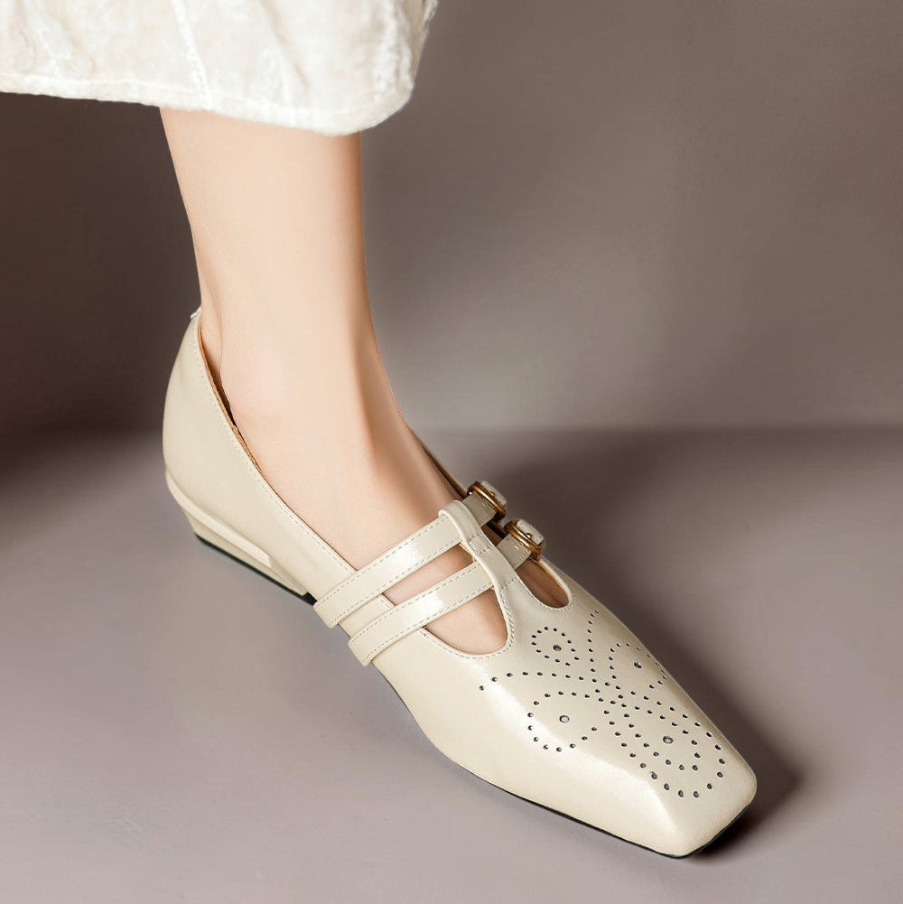 DORA | Scarpe da donna Pauline con doppia fibbia traforate