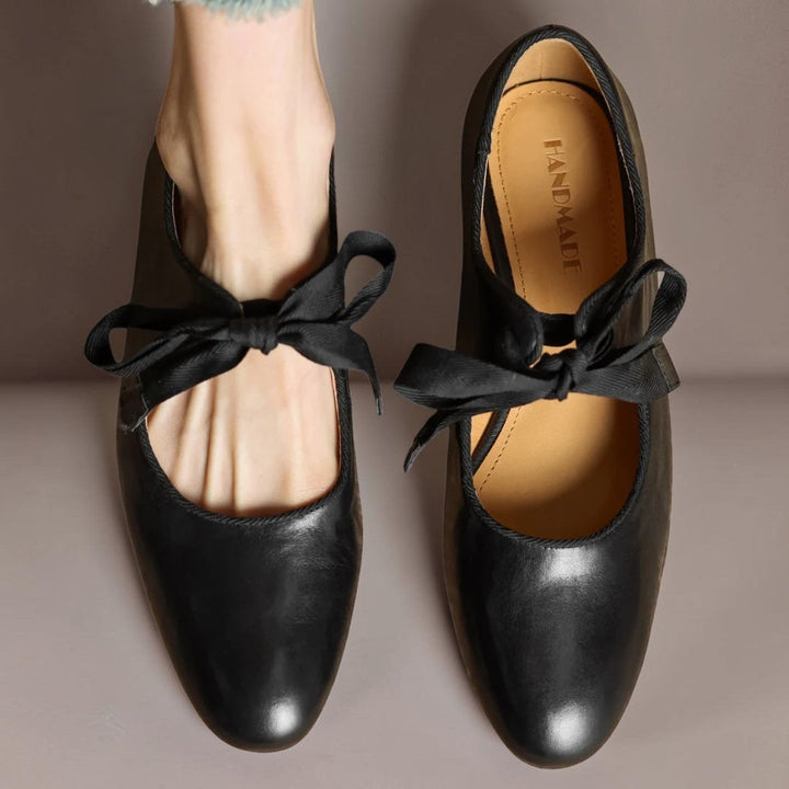 DORA | Ballerine con Nastro Annodato da Donna Sophie