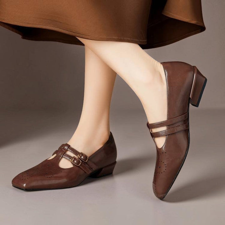 DORA | Scarpe da donna Pauline con doppia fibbia traforate