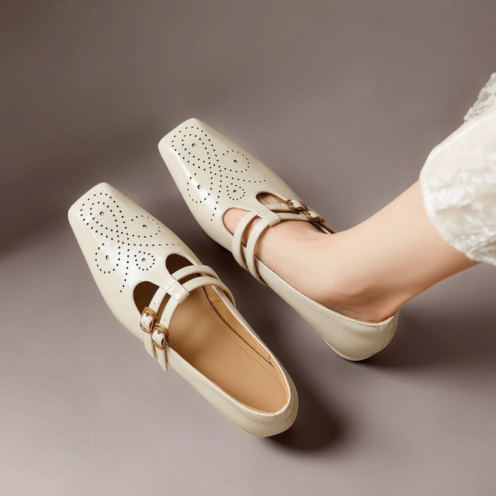 DORA | Scarpe da donna Pauline con doppia fibbia traforate