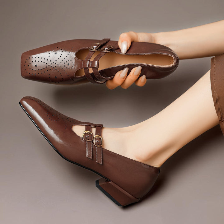 DORA | Scarpe da donna Pauline con doppia fibbia traforate